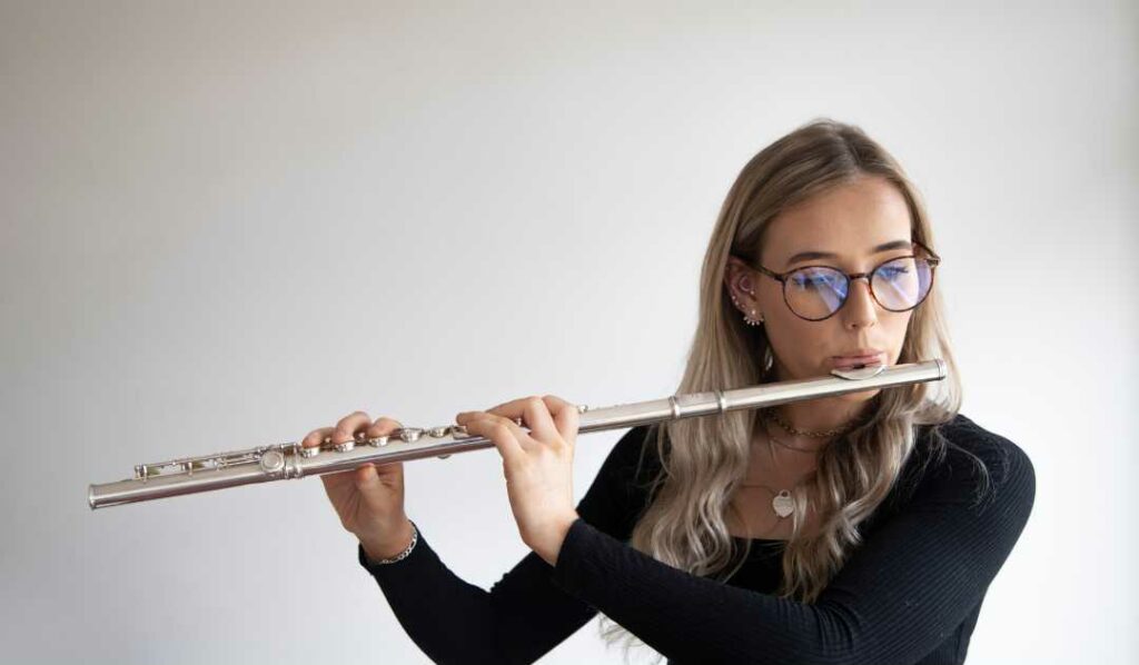 How much do flute lesson cost? - Lesson With You Lessons Cost Guide