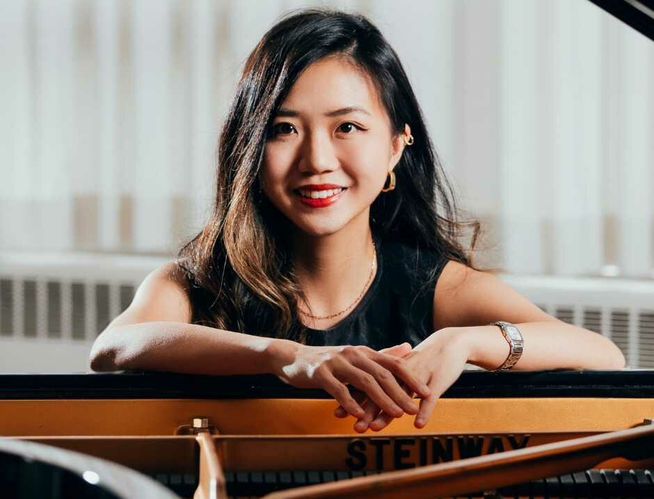 Avis Yan - Piano teacher at Lesson With You - Live online piano lessons