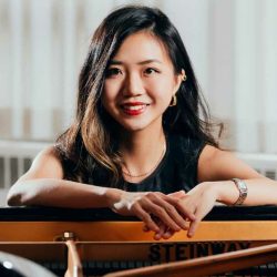 Avis Yan – Piano teacher at Lesson With You – Live online piano lessons Avis Yan - Piano teacher at Lesson With You - Live online piano lessons